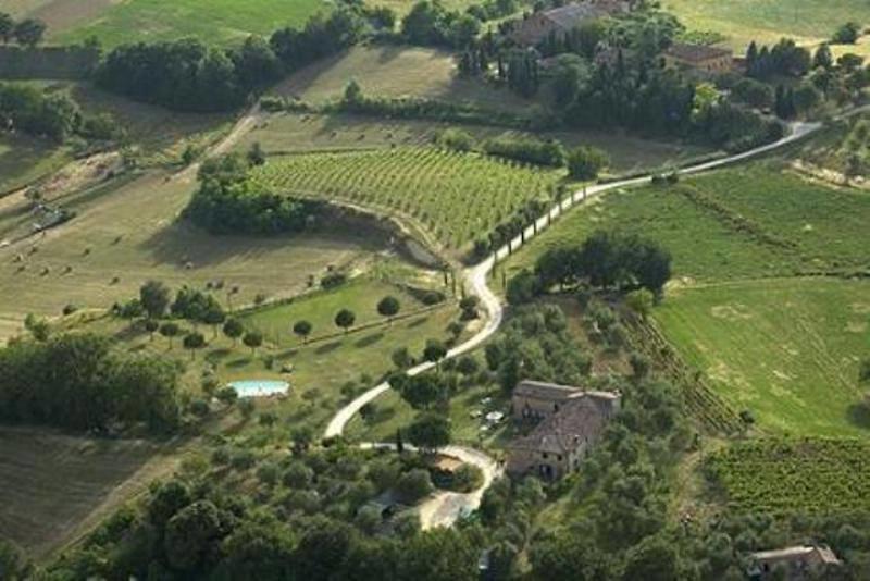 Agriturismo La Grotta Di Montecchino Siena Exterior foto